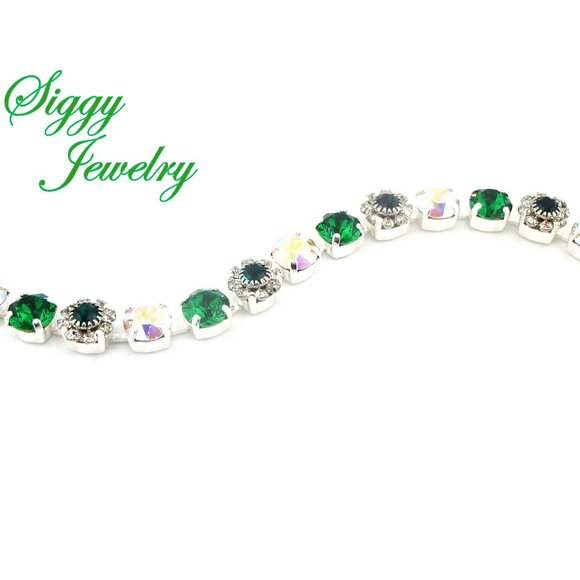 Emerald BLOSSOMS Tennis Bracelet Made with Genuine Swarovski Crystal and Flowers - Picture 6 of 8